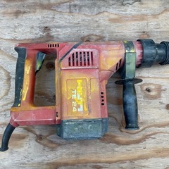 HILTI ハンマードリル TE24 100V 動作品 ケース付き｜12/19〜12/22対応可｜別府市引き取りの画像