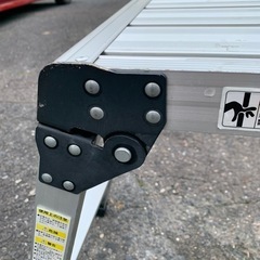 カインズ　アルミ万能洗車台　作業台の画像