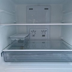 2023年製⭐️TWINBIRD 146L 冷蔵庫の画像