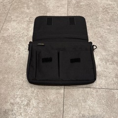 リヒトラブ キャリングポーチ スマートフィット A5 ブラックの画像