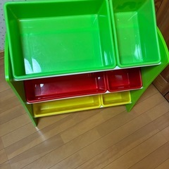 【おもちゃ収納】はらぺこあおむし子供棚 の画像