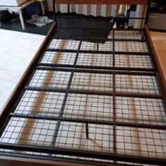 歳末大感謝セール！ニトリ セミダブルパイプベッド ダンテの画像