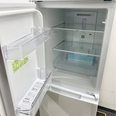 美品 シャープ　ノンフロン冷凍冷蔵庫　SJ-D15G-W 2021年製　の画像