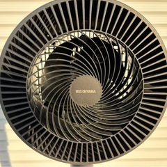 アイリスオーヤマ AZ-AC15TEC-B 2024年製　IRISOYAMA サーキュレーター扇風機 リモコン付き ブラック mw0942の画像