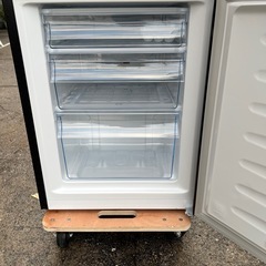 高年式✨ 2ドア冷蔵庫 Hisense 2023年製の画像