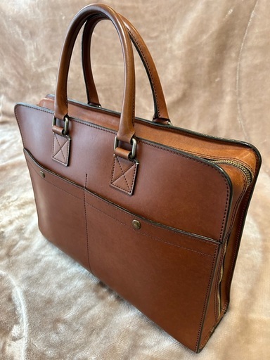 ポールスミスPaul Smithビジネスバッグ ビジネスバック ブリーフケース 書類鞄 bag かばん カバン  brown ブラウン茶色系 レザー、牛革、本革メンズ（men’s）男性用紳士ユニセックス男女兼用横幅約40センチ高さ約31センチマチ約8センチ