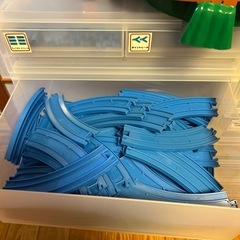 プラレール 収納箱付き 大量の画像