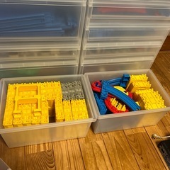 プラレール 収納箱付き 大量の画像