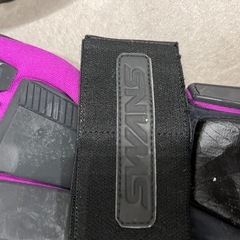 SWANS（スワンズ） 製のスキーグローブの画像