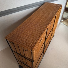 受け渡し予定者決まりました。引き取り限定 藤のチェストの画像