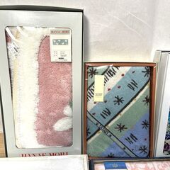 【B492】未使用品/ギフトタオル/バスタオル/フェイスタオル/インテリアマットなど/8箱セットの画像
