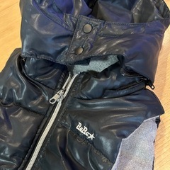 べべ　美品ダウン型リバーシブルベスト90サイズの画像