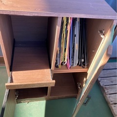 ニトリレンジ棚の画像