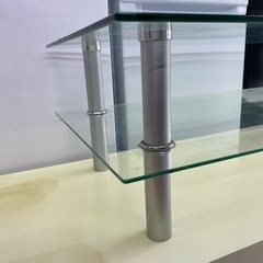【オシャレ】ガラステーブル　3段テーブルの画像