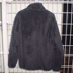 ユニクロ　ブラック　ボアフリースジャケット？　男性Mサイズの画像