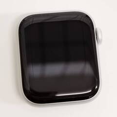 Apple Watch Series 6/GPS+セルラー/40mm/A2375/シルバー〈M06M3J/A〉 (1)の画像