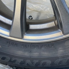 ヴェゼルにてワンシーズンのみ履いていましたの画像