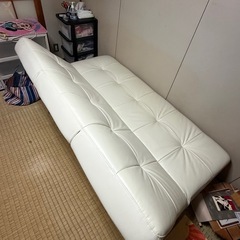 ⚠️24日まで受付⚠️ソファーベッドの画像