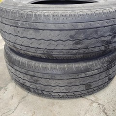 バン ラジアルタイヤ195/80R15 4本　ヨコハマ3本　BS 1本　3分山2本　6分山2本です。の画像