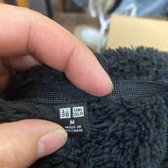 ユニクロ　ブラック　ボアフリースジャケット？　男性Mサイズの画像