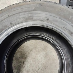 バン ラジアルタイヤ195/80R15 4本　ヨコハマ3本　BS 1本　3分山2本　6分山2本です。の画像