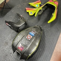 xjr400r外装セット rh02jの画像