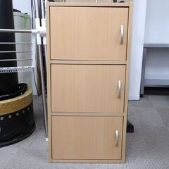 新札幌 / 扉付きカラーボックス 3段 収納家具 ナチュラルカラー 幅43×奥行29.5×高さ87cm / No.3811の画像