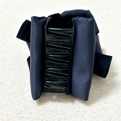 リボン・シュシュ　ヘアアクセサリーの画像