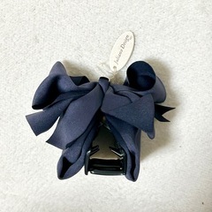 リボン・シュシュ　ヘアアクセサリーの画像
