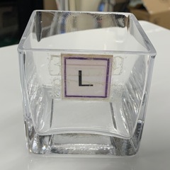 美原店 スクエア型 ガラス フラワーベース キャンドル　インテリアの画像