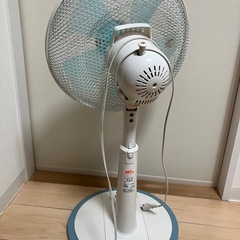 【無料】ユアサ 扇風機 YT-3003R(WH) 動作確認済みの画像