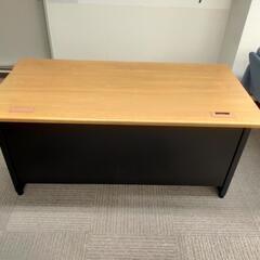 事務机　OAテーブル　机の画像