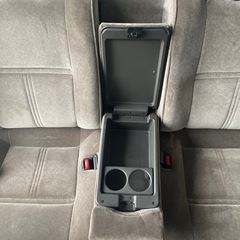 100系ハイエースサードシートの画像