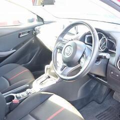 見えましたね？ この赤。デミオです。【自社ローン】の画像