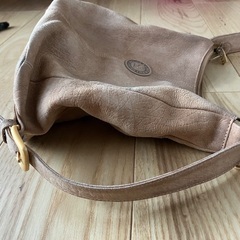 面白い持ち手のバッグの画像