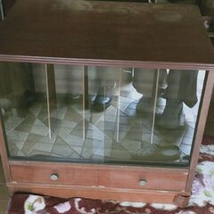 家具　セット　ビンテージ　収納　木製　レトロ　小物　無料の画像