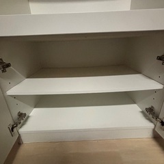  25日まで❣️食器棚 収納キャビネットの画像