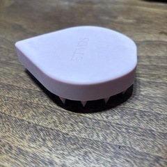 ETVOS シリコン スカルプブラシ ピンクの画像