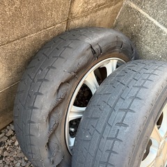 スタッドレスタイヤの画像