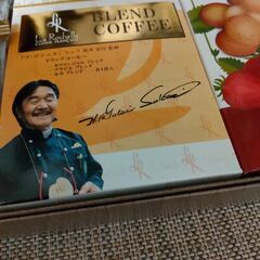 ギフトボックス　コーヒー　洋菓子の画像