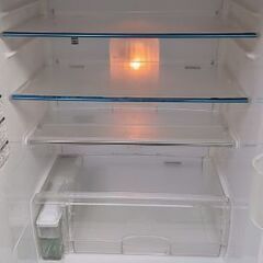 パナ３ドア冷蔵庫2013年の画像