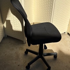 アイリスオーヤマ　イスの画像