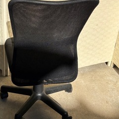 アイリスオーヤマ　イスの画像