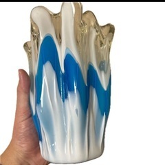 昭和レトロ　フリル　ガラス　花瓶 花瓶 ブルー インテリア フラワーベース 昭和レトロ 花器 ガラス製の画像