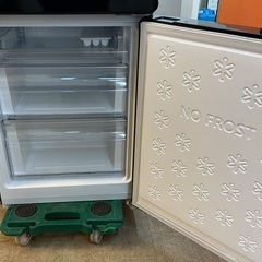 ＜動作・美品＞ハイアール 148L 冷蔵庫・ブラック・JR-NF148Bの画像