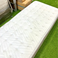 直接または近隣配送限定/ニトリNスリーププレミアムとシングルすのこベッドフレームセットの画像