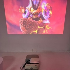 EPSON超短焦点プロジェクタの画像