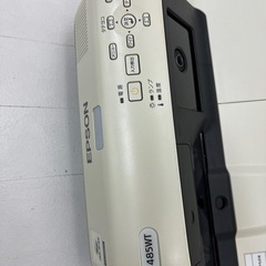 EPSON超短焦点プロジェクタの画像