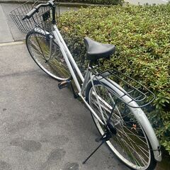 リサイクルショップどりーむ天保山店　No576 自転車　シティサイクル　LEDライト付き　２７インチ　乗りやすいフラットハンドルタイプ🎵　の画像