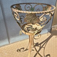 フラワースタンド　植木鉢カバーの画像